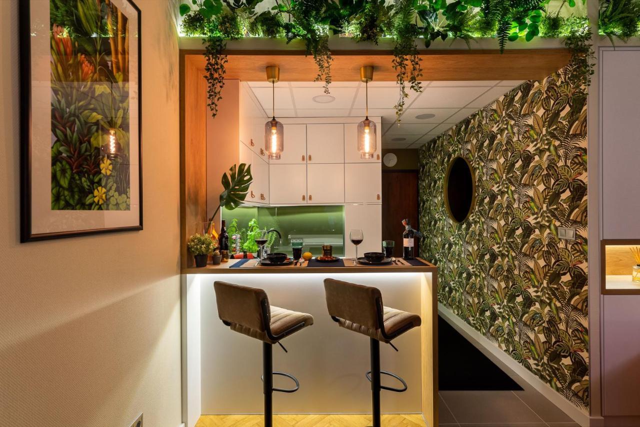 Secret Diamond Of The Apartamento Budapeste